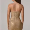 Robe bandeau à fronces à la taille et ornements dorés Zara Robe bandeau à fronces à la taille et ornements dorés Zara