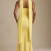 Robe bustier Imogene à détails de foulard, jaune pastel Robe bustier Imogene à détails de foulard, jaune pastel