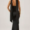 Robe bustier Mandi à détails foulard, en noir Robe bustier Mandi à détails foulard, en noir