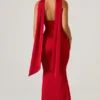 Robe bustier Mandi à détails foulard en rouge écarlate Robe bustier Mandi à détails foulard en rouge écarlate