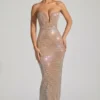 Robe bustier plongeante ornée Lucile, couleur amande Robe bustier plongeante ornée Lucile, couleur amande