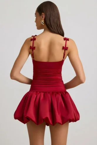 Robe Cirilla à volants et nœud, ourlet bouffant, rouge vif