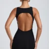 Robe Coa en modal à col haut et dos nu, en noir Robe Coa en modal à col haut et dos nu, en noir