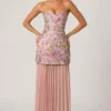 Robe convertible à lacets Galia ornée, rose floral Robe convertible à lacets Galia ornée, rose floral