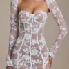 Robe corset Andreia à détails en dentelle, blanche Robe corset Andreia à détails en dentelle, blanche