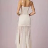 Robe corset asymétrique froncée Haruna, couleur ivoire Robe corset asymétrique froncée Haruna, couleur ivoire