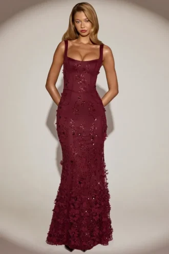 Robe corset à encolure dégagée et appliqués décoratifs Vasanta, couleur rouge vin