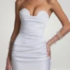 Robe corset froncée Tirza en blanc Robe corset froncée Tirza en blanc