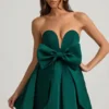 Robe corset Norina avec nœud, vert émeraude Robe corset Norina avec nœud, vert émeraude