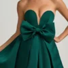 Robe corset Norina avec nœud, vert émeraude Robe corset Norina avec nœud, vert émeraude