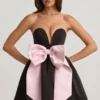 Robe corset Norina à nœud, en noir Robe corset Norina à nœud, en noir