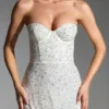 Robe corset sans bretelles Crystella ornée, en blanc Robe corset sans bretelles Crystella ornée, en blanc