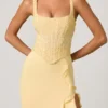 Robe corset à volants décorés Robina, couleur jaune Robe corset à volants décorés Robina, couleur jaune