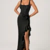 Robe corset à volants et ornements Robina, en noir Robe corset à volants et ornements Robina, en noir