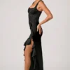 Robe corset à volants et ornements Robina, en noir Robe corset à volants et ornements Robina, en noir