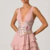 Robe corset à volants et ornements Sakura, rose à fleurs Robe corset à volants et ornements Sakura, rose à fleurs