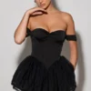 Robe corset à volants et épaules dénudées Meredith, couleur noir Robe corset à volants et épaules dénudées Meredith, couleur noir
