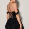 Robe corset à volants et épaules dénudées Meredith, couleur noir Robe corset à volants et épaules dénudées Meredith, couleur noir