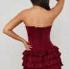 Robe corset à volants superposés Juliet Bandeau, rouge baie Robe corset à volants superposés Juliet Bandeau, rouge baie