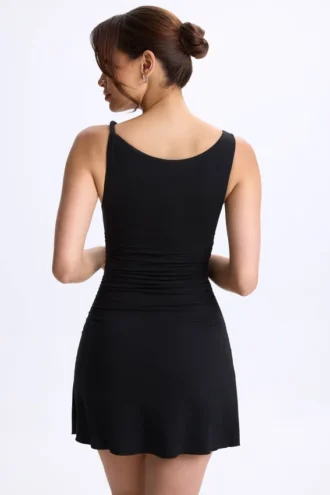 Robe courte A-line froncée Ione en modal, couleur noire