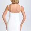 Robe courte Amaria à encolure en cœur, couleur blanche Robe courte Amaria à encolure en cœur, couleur blanche