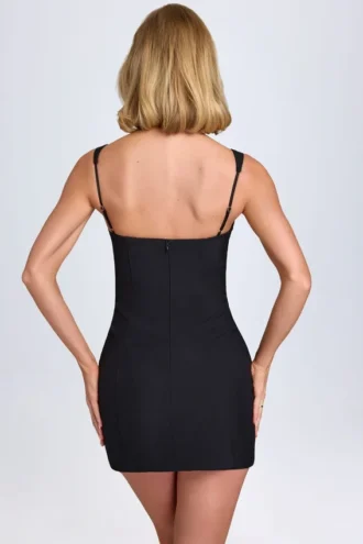 Robe courte Amaria à encolure en cœur, couleur noire