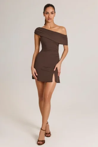 Robe courte asymétrique A-line en modal Suhana, couleur chocolat