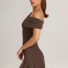 Robe courte asymétrique A-line en modal Suhana, couleur chocolat Robe courte asymétrique A-line en modal Suhana, couleur chocolat