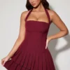 Robe courte asymétrique à volants et dos nu Rosaria, rouge vin Robe courte asymétrique à volants et dos nu Rosaria, rouge vin