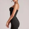 Robe courte bandeau Veda en noir Robe courte bandeau Veda en noir