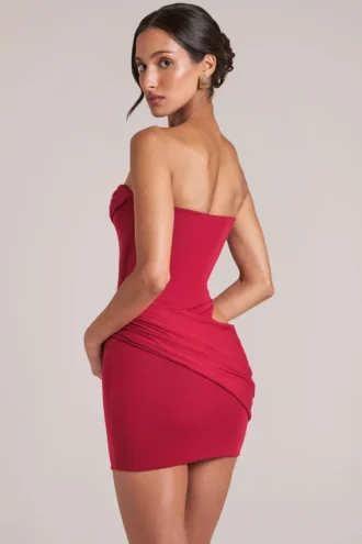 Robe courte bandeau Veda en rouge cerise