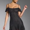 Robe courte Beaufort à épaules dénudées et ornements, couleur noire Robe courte Beaufort à épaules dénudées et ornements, couleur noire
