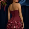 Robe courte bustier à volants et corset Juliet, imprimé floral bordeaux Robe courte bustier à volants et corset Juliet, imprimé floral bordeaux