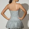 Robe courte Callie à ourlet bouffant orné, couleur argent Robe courte Callie à ourlet bouffant orné, couleur argent