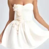 Robe courte corset à applications florales Mirabelle en ivoire Robe courte corset à applications florales Mirabelle en ivoire
