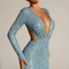 Robe courte à découpes ornée Marva en bleu clair Robe courte à découpes ornée Marva en bleu clair