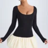 Robe courte Delphi en modal à encolure dégagée, taille basse et ourlet bouffant, couleur vanille Robe courte Delphi en modal à encolure dégagée, taille basse et ourlet bouffant, couleur vanille