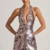 Robe courte dos nu Avenza ornée de paillettes, couleur argent Robe courte dos nu Avenza ornée de paillettes, couleur argent