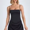 Robe courte drapée A-line Zoyna en noir
