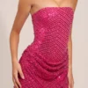 Robe courte drapée sans bretelles A-line Mellie ornée de perles, rose vif Robe courte drapée sans bretelles A-line Mellie ornée de perles, rose vif