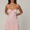Robe courte Edita à bandeau et coupe trapèze, ornée de paillettes, rose ballet Robe courte Edita à bandeau et coupe trapèze, ornée de paillettes, rose ballet