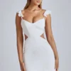 Robe courte en satin à découpes Rialta, couleur ivoire Robe courte en satin à découpes Rialta, couleur ivoire