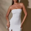 Robe courte à encolure bandeau Brielle en blanc