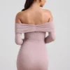 Robe courte froncée à épaules dénudées en mélange modal-cachemire de Thais, couleur taupe Robe courte froncée à épaules dénudées en mélange modal-cachemire de Thais, couleur taupe