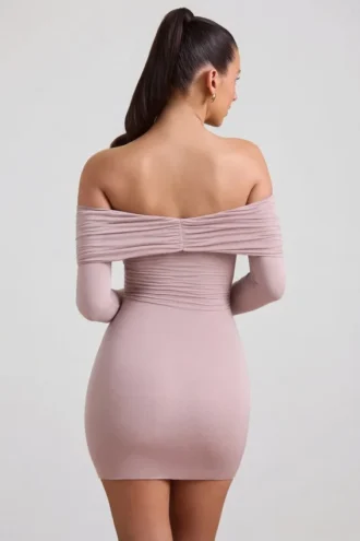 Robe courte froncée à épaules dénudées en mélange modal-cachemire de Thais, couleur taupe