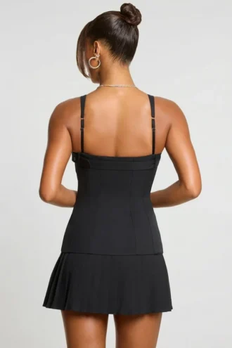 Robe courte kilt à taille basse en twill brossé Clover, couleur noire