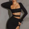Robe courte à manches longues et découpes Enya, couleur noire Robe courte à manches longues et découpes Enya, couleur noire