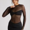 Robe courte à manches longues et empiècements transparents Essie, en noir Robe courte à manches longues et empiècements transparents Essie, en noir