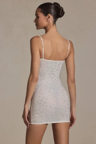 Robe courte moulante Aellin ornée, couleur blanc