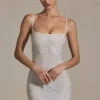Robe courte moulante Aellin ornée, couleur blanc